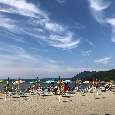 Appartamento Lido 'With Parking Space Included' Toscolano Maderno Eksteriør billede